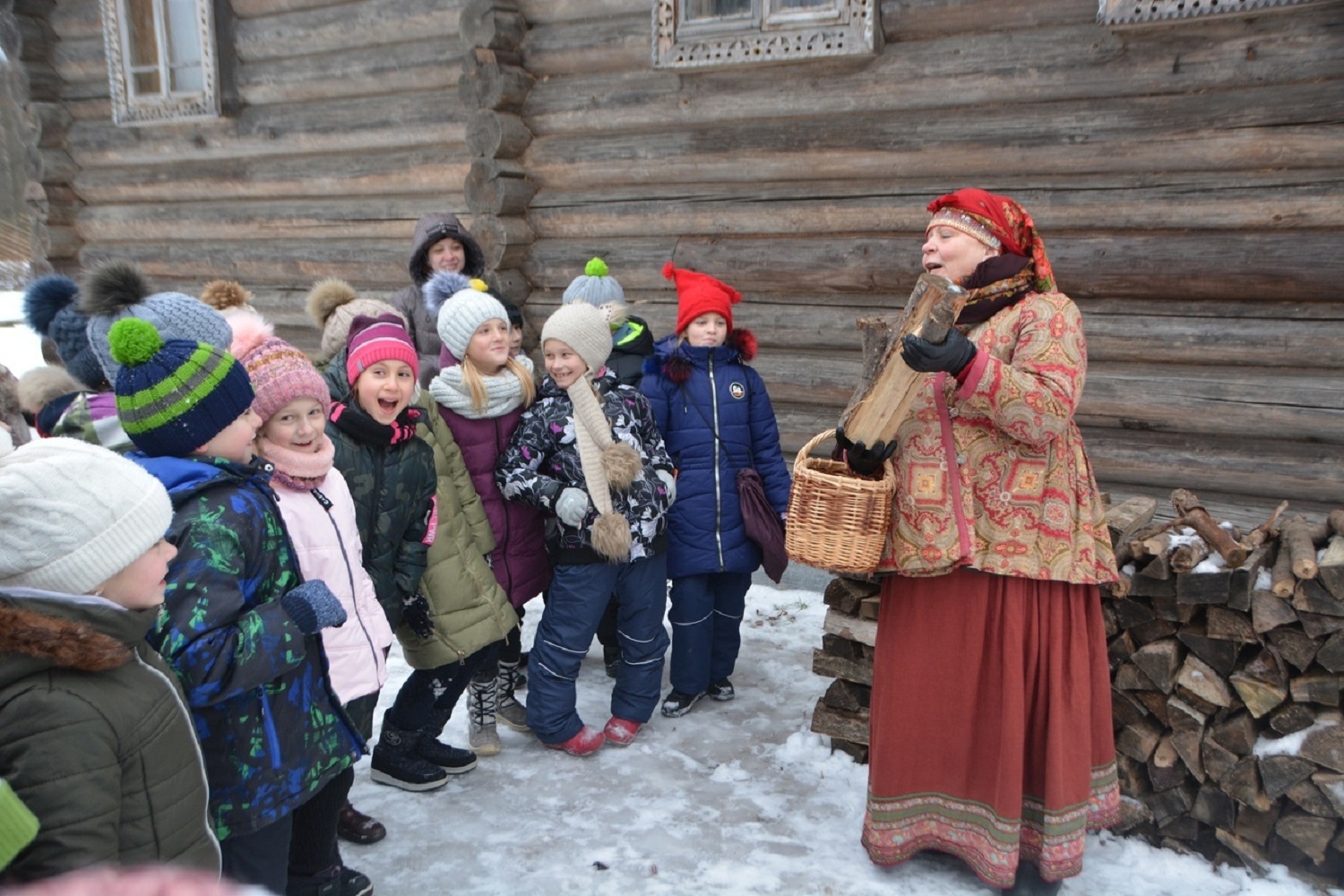 святки в витославлицах. витославлицы великий новгород зима гуляния. народный праздник коляда обычаи и традиции. зимний праздник святки. зимние святки.