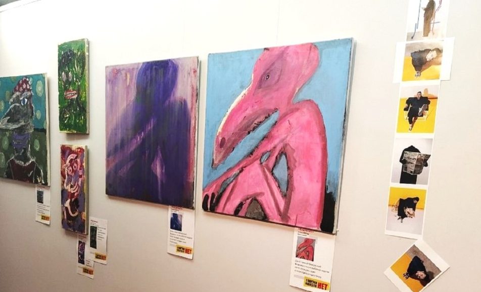 У картин ошибок нет