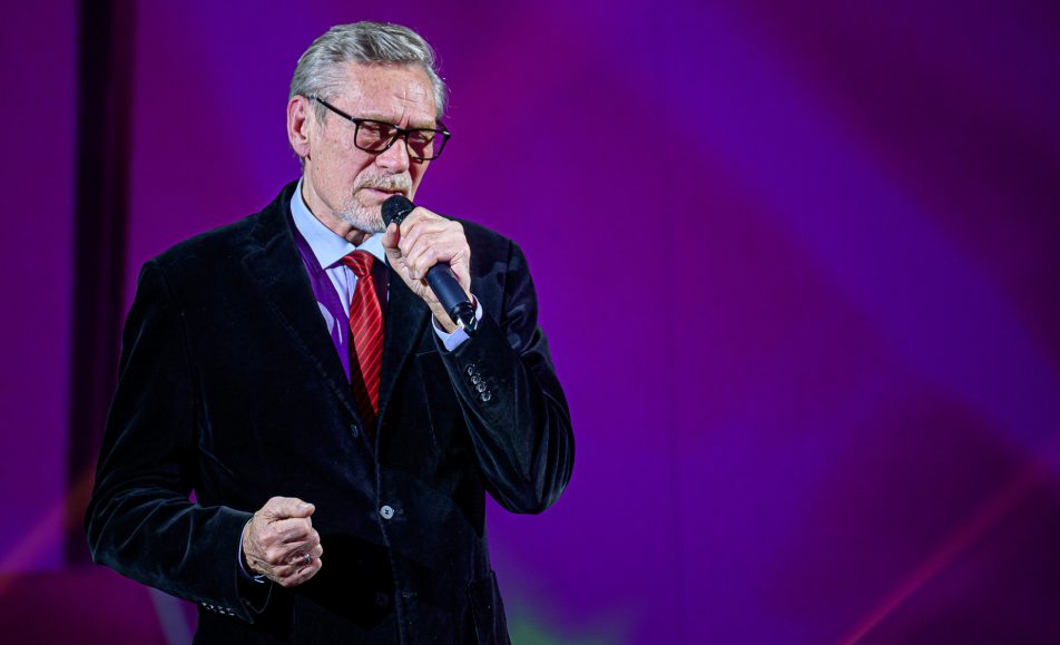 Александр Михайлов