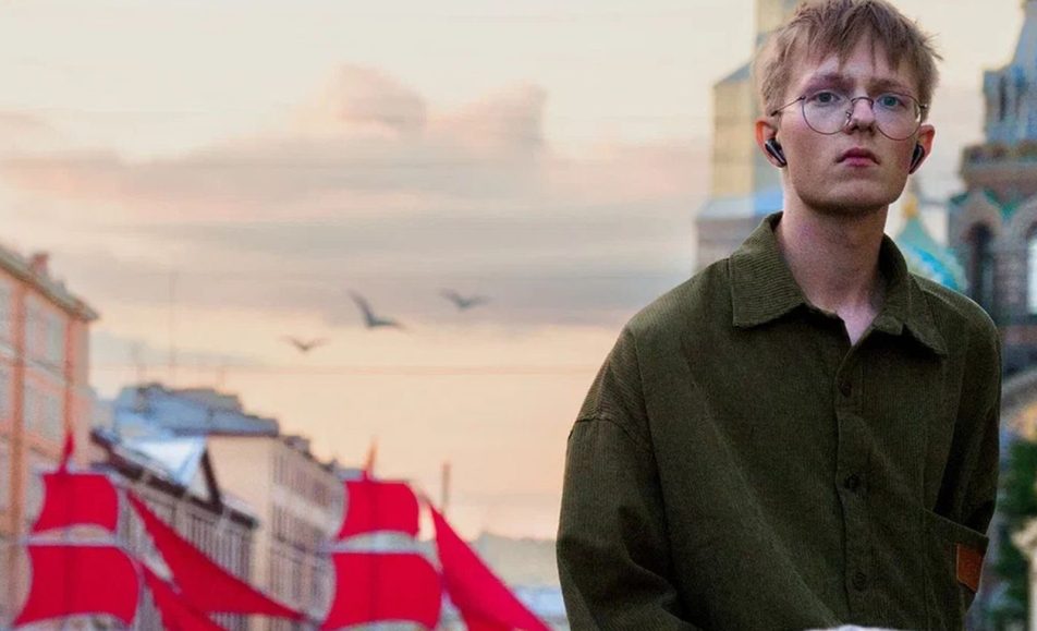 Шёл по улице фотограф