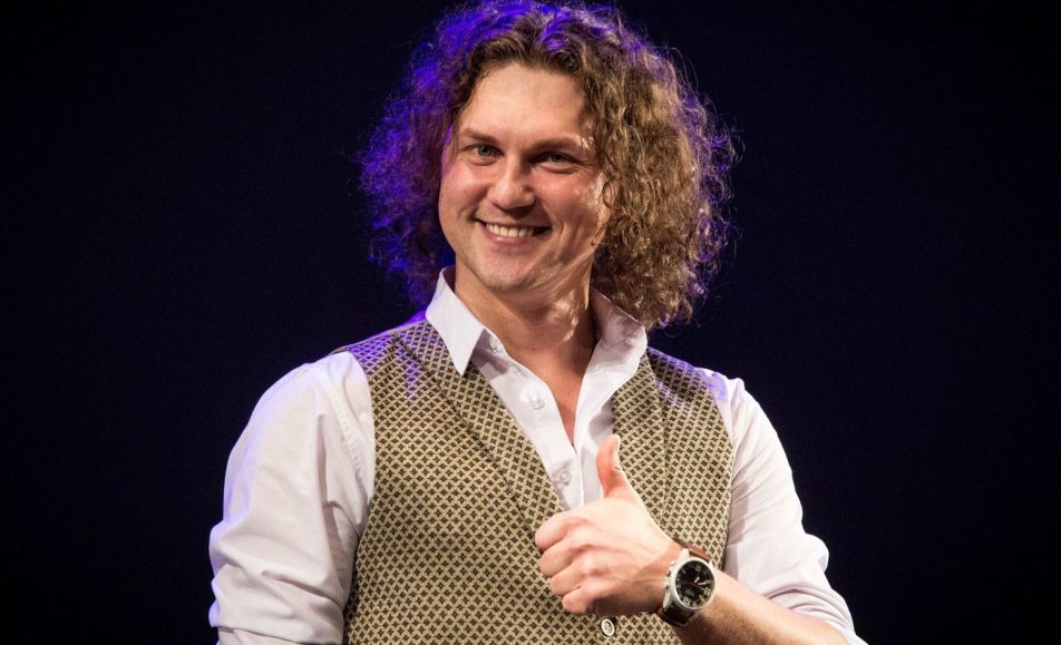 Александр Бардин