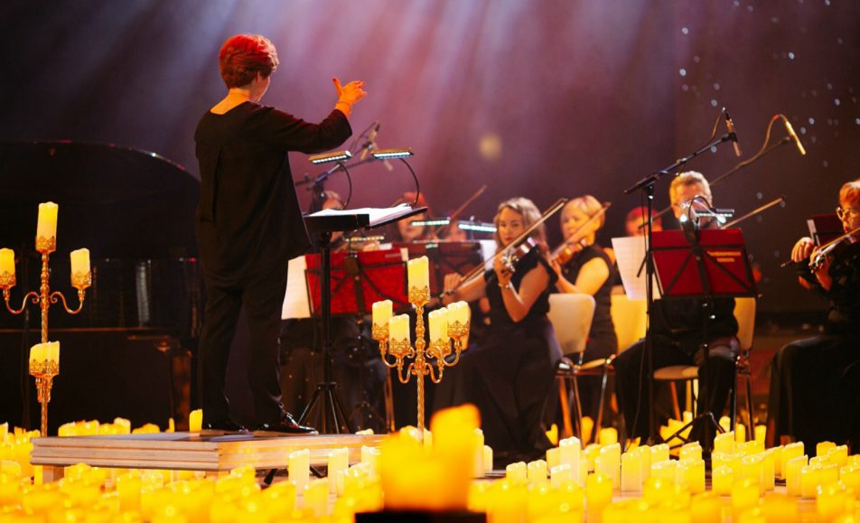 Мировые рок-хиты в сиянии тысячи свечей