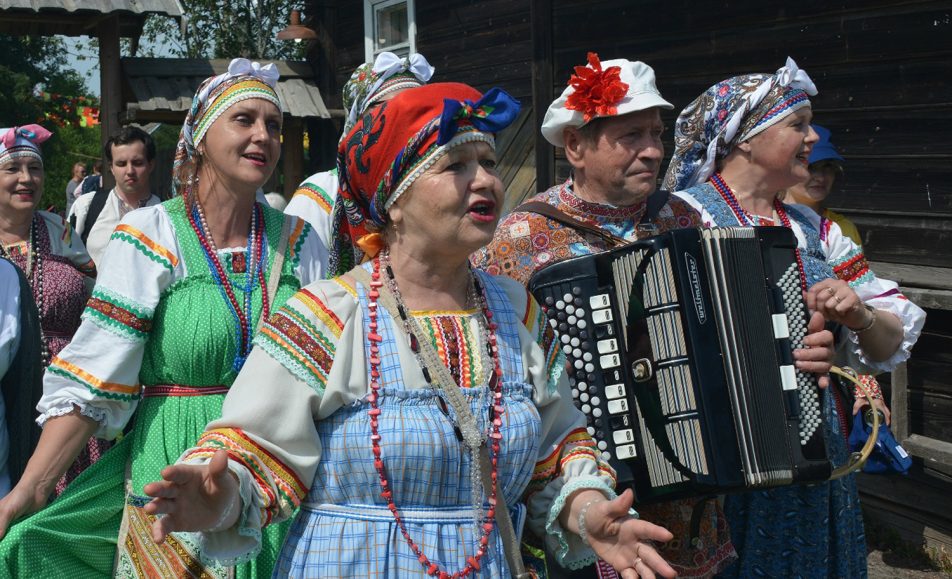 Лякова