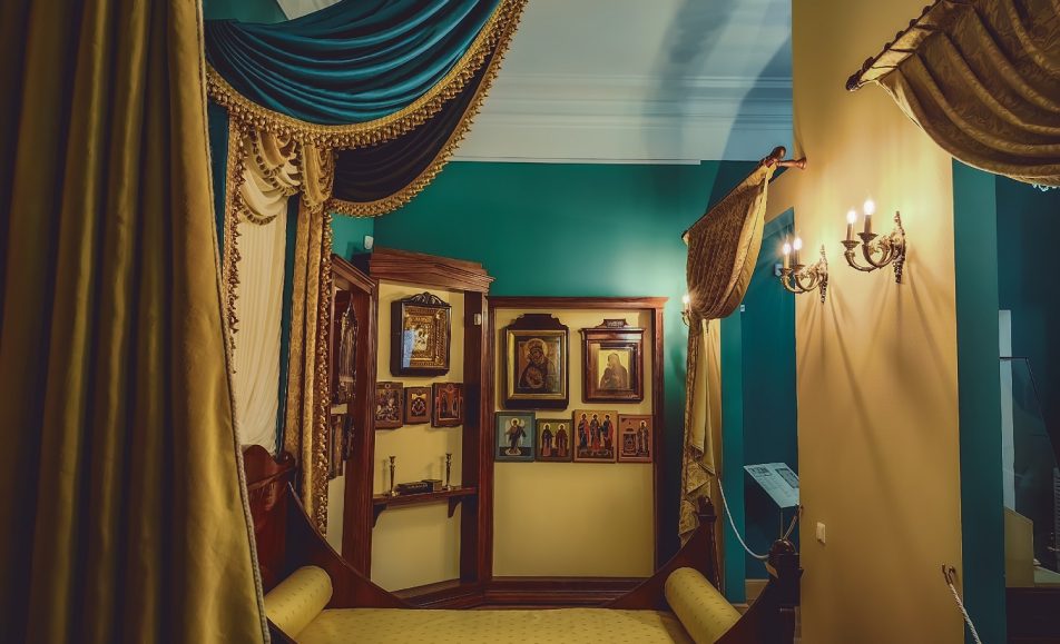 Свет двух миров